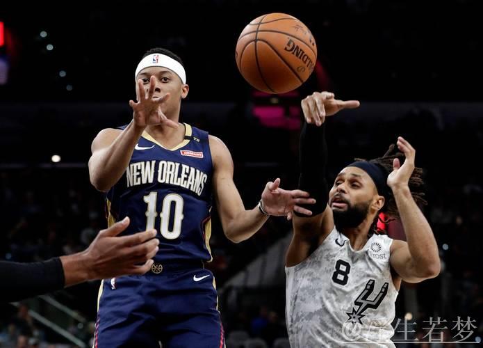 奎因三双哈珀高效 马刺终结鹈鹕七连败